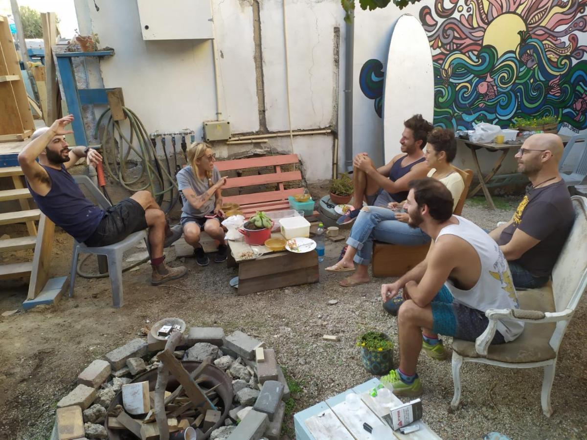 Juha'S Guesthouse - Zarqa Bay Jisr ez Zarqa Exteriér fotografie